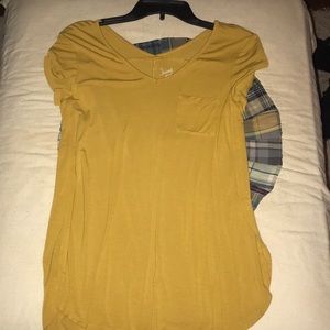 Flowy and soft mustard tee